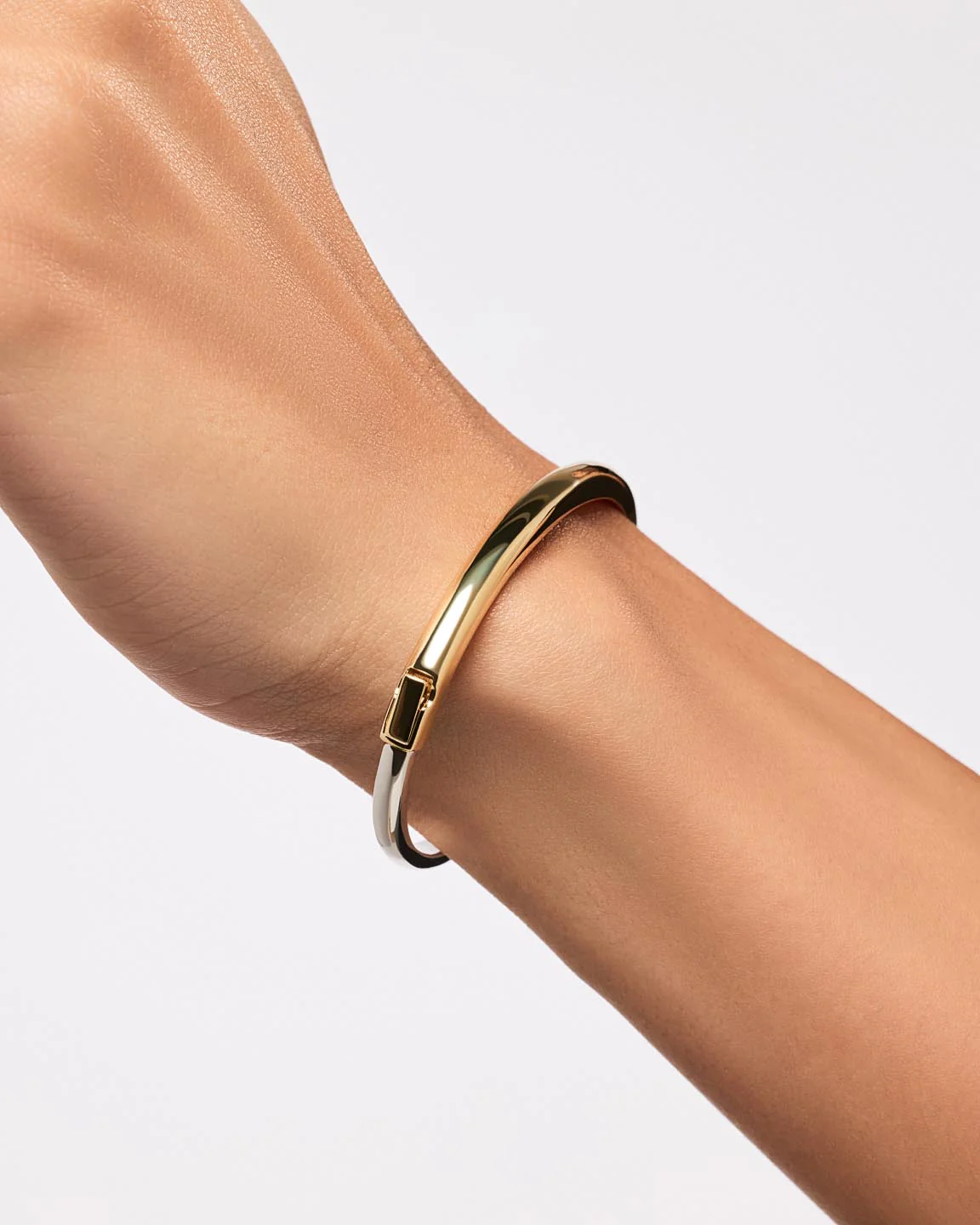 Ana Luisa Bangle Bracelet - Brynley Two Tone - Image 3