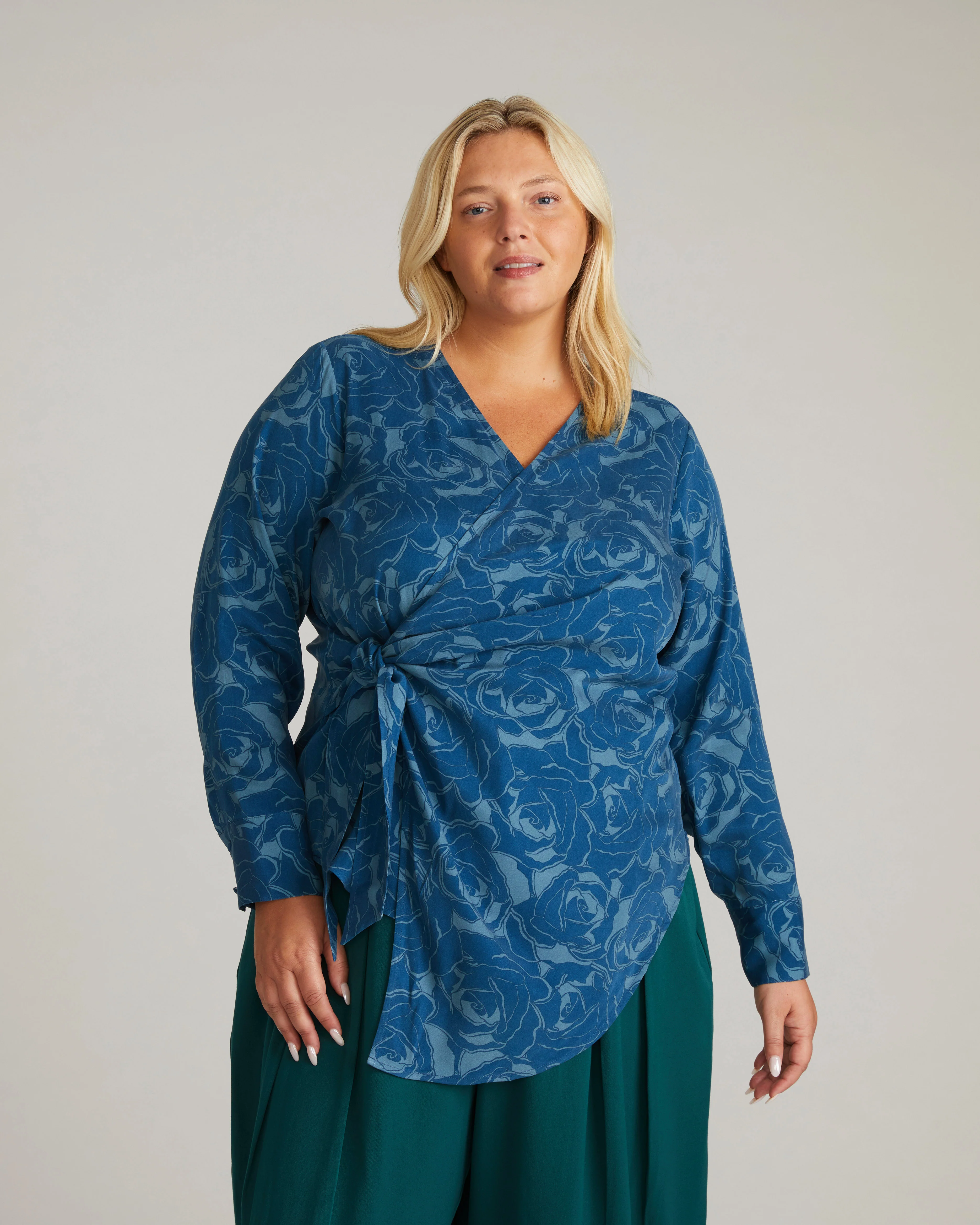 Beacon Stretch Cupro Wrap Shirt - Rose Print in Deep Teal - Image 4