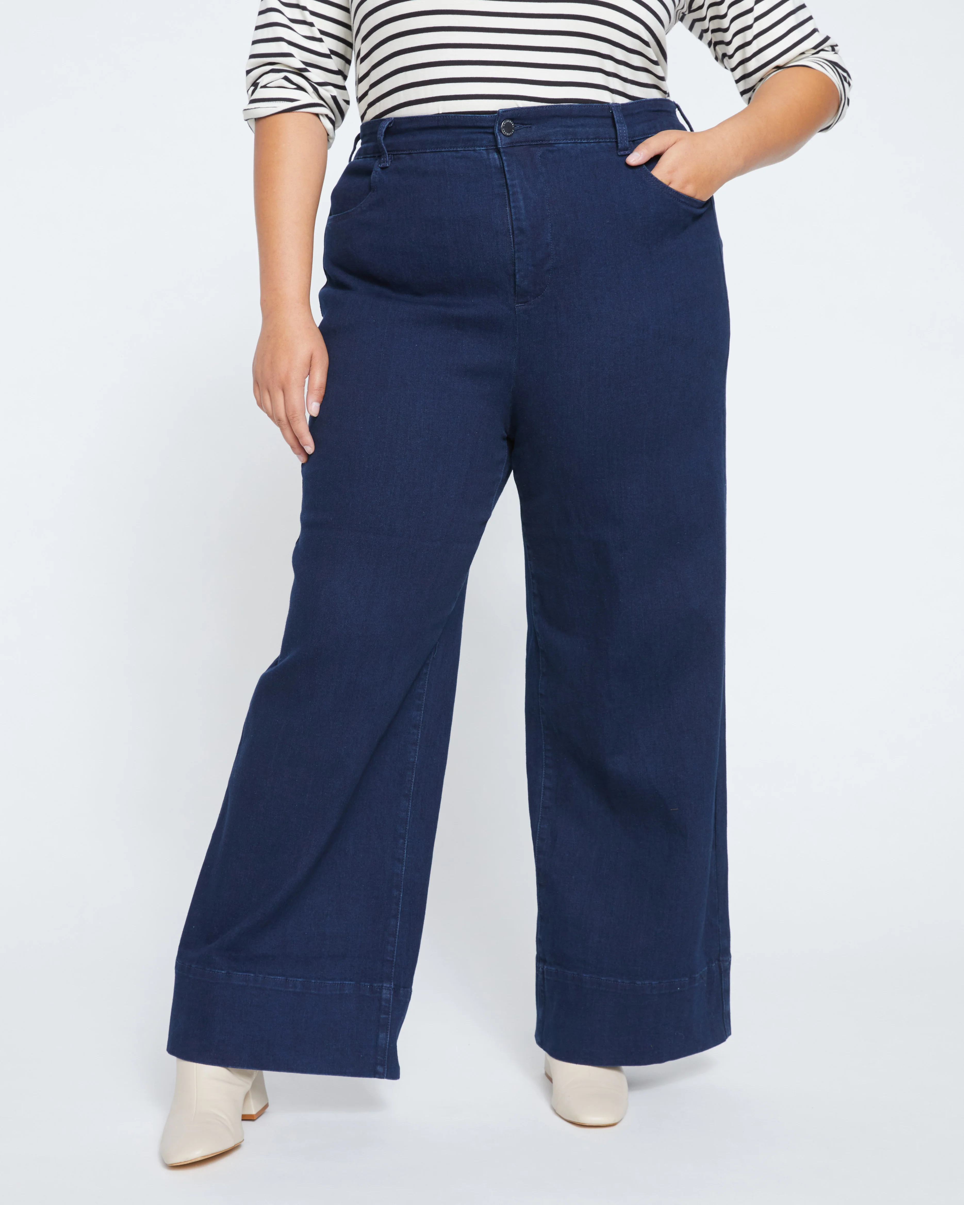 Carrie High Rise Wide Leg Jeans - Dark Indigo - Image 3