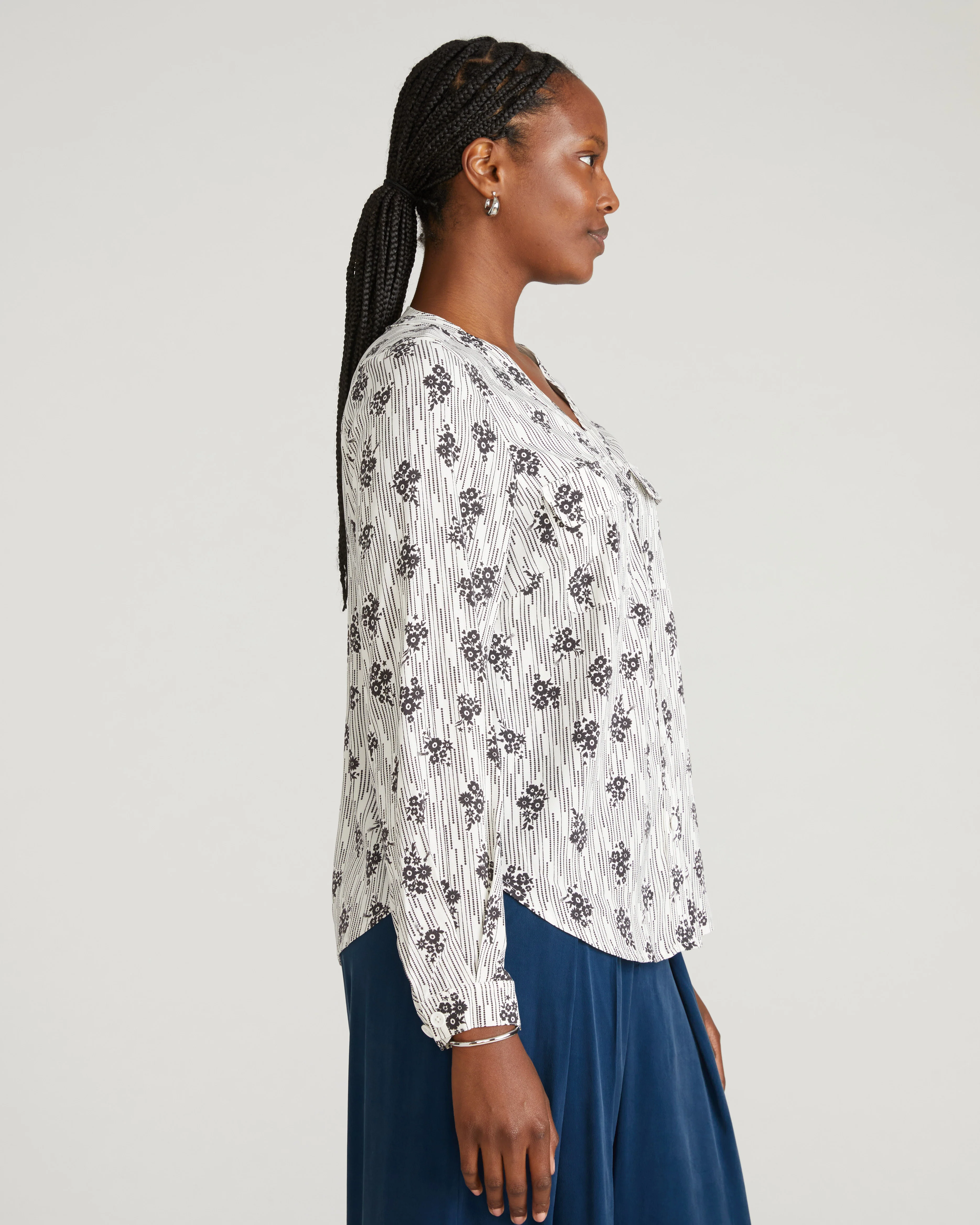 Cooling Stretch Cupro Button-Down Blouse - Vintage Daydream Print - Image 5