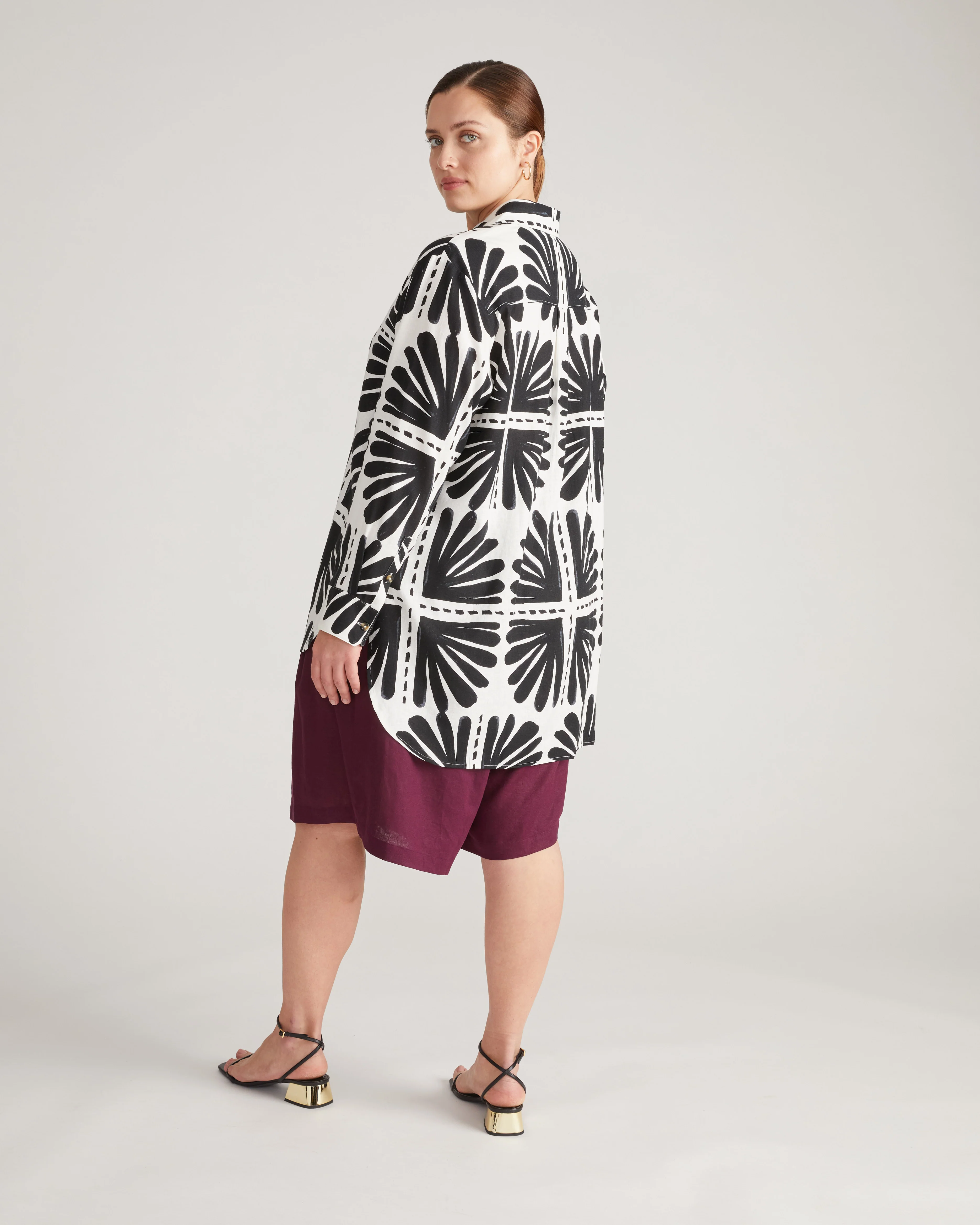 Dawn Linen Hi Low Tunic - Ink Bloom Print - Image 7