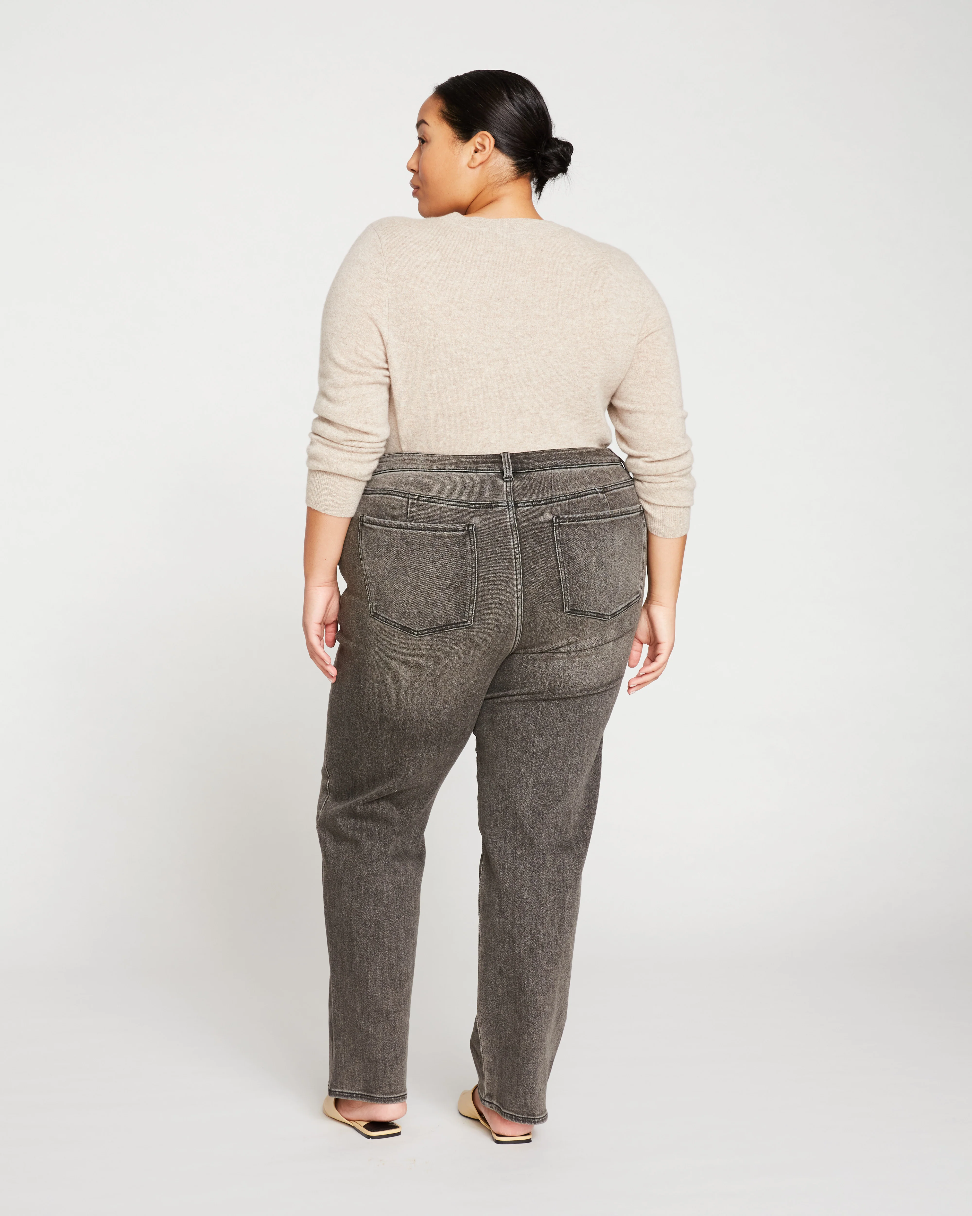 Donna High Rise Curve Straight Leg Jeans 32 Inch - Stonewash Black - Image 4