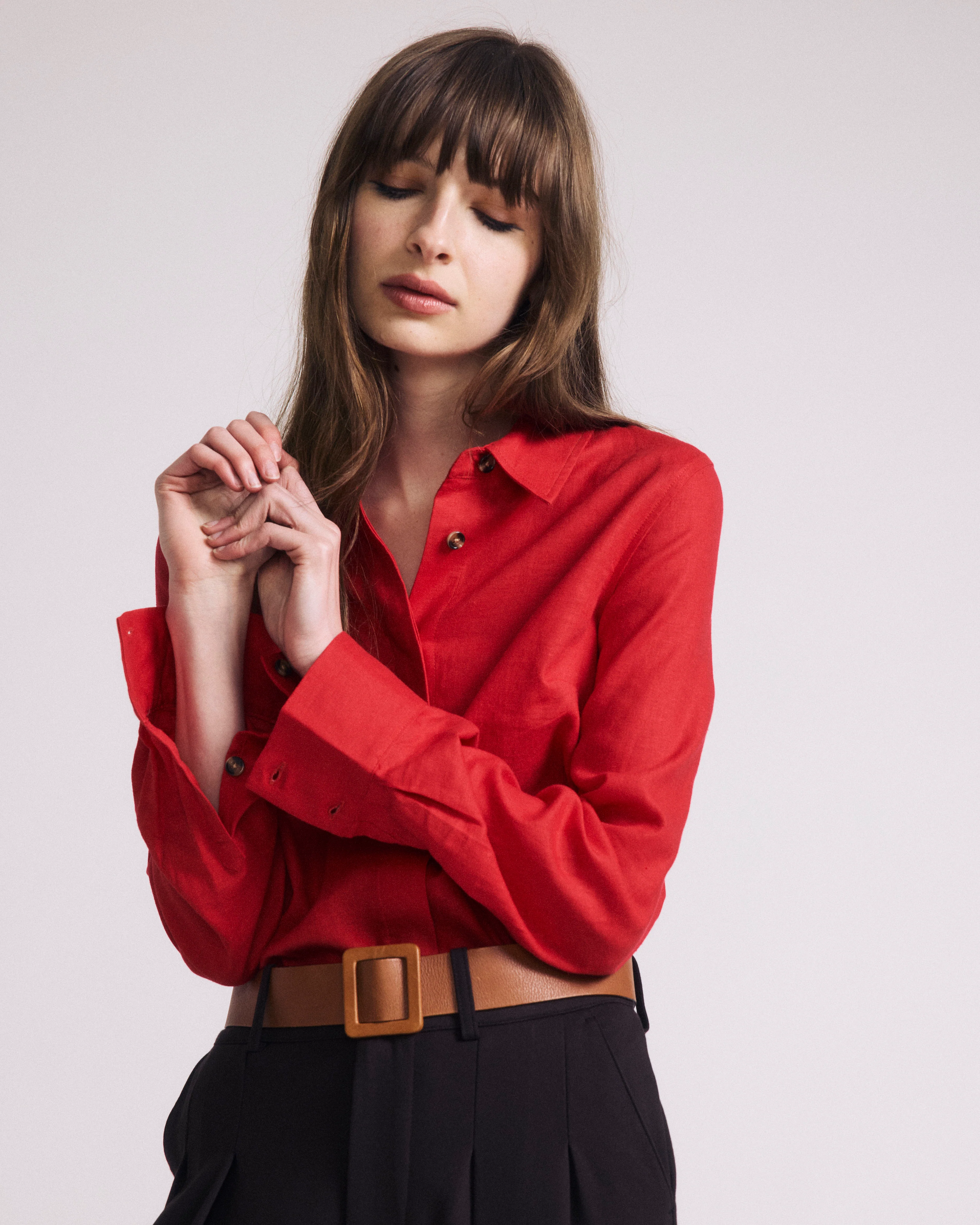 Elbe Stretch Linen Shirt - Brilliant Red - Image 3