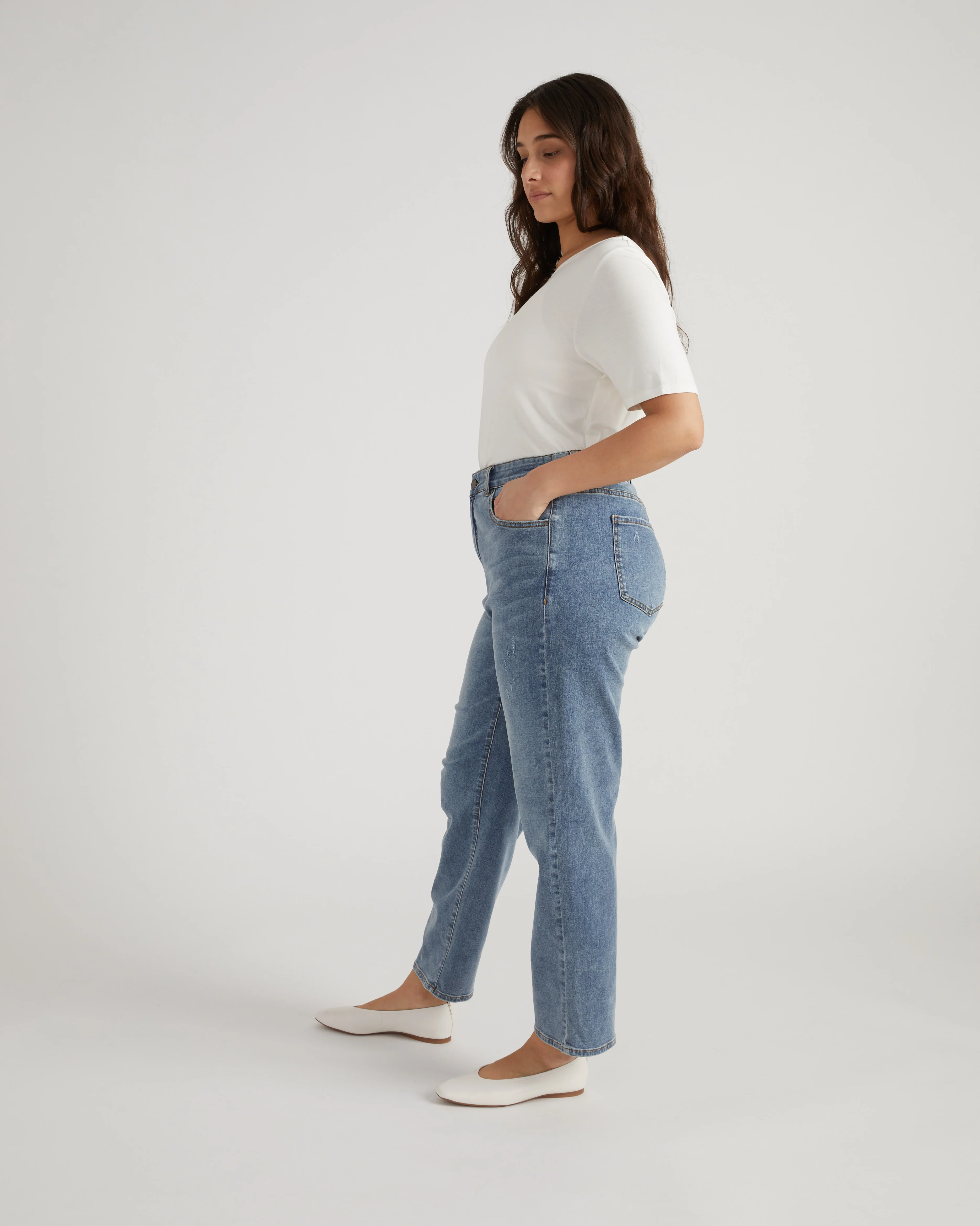 Ella High Rise Straight Leg Jeans - Distressed Washed Indigo - Image 4