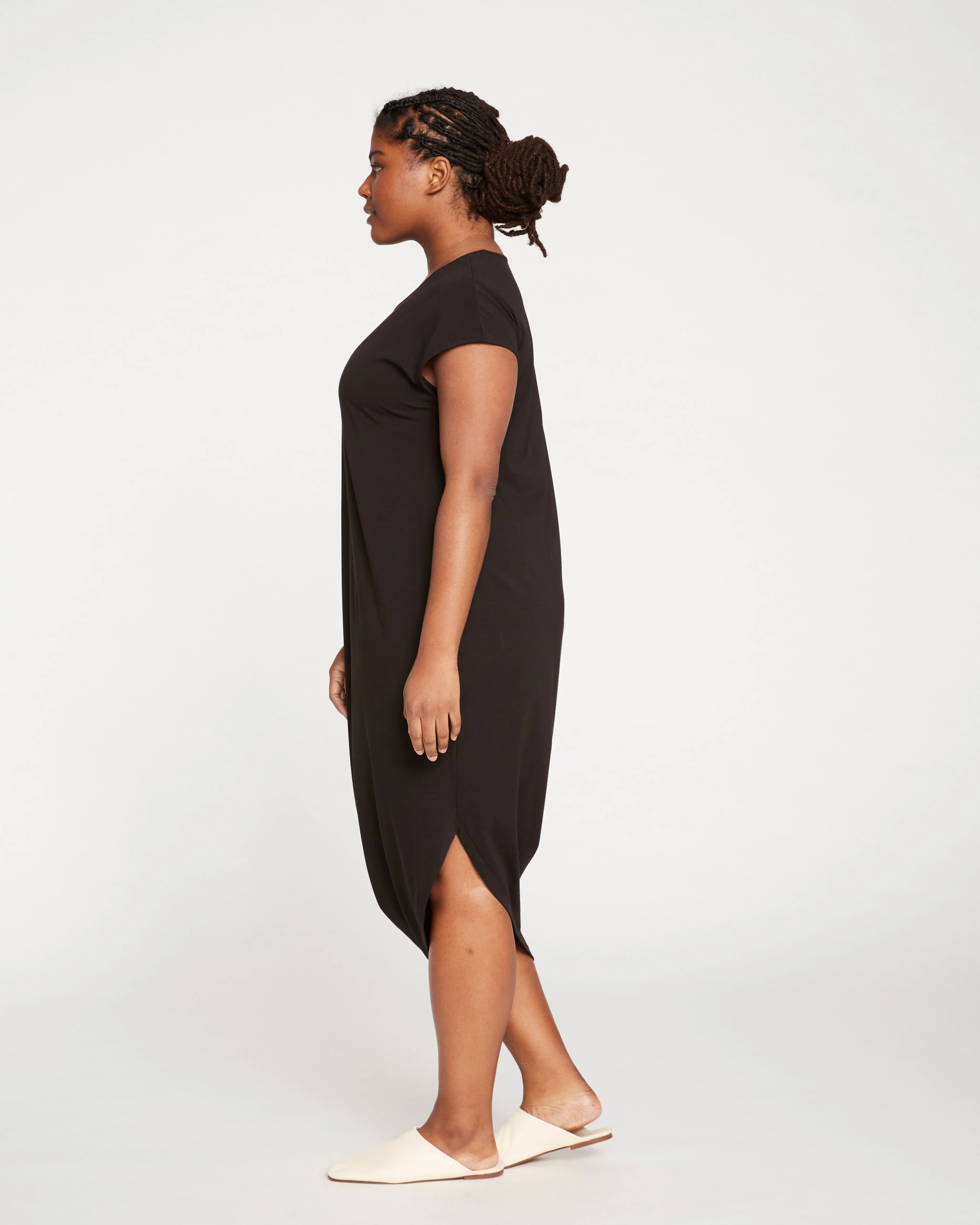 Iconic Geneva Dress - Black - Image 5