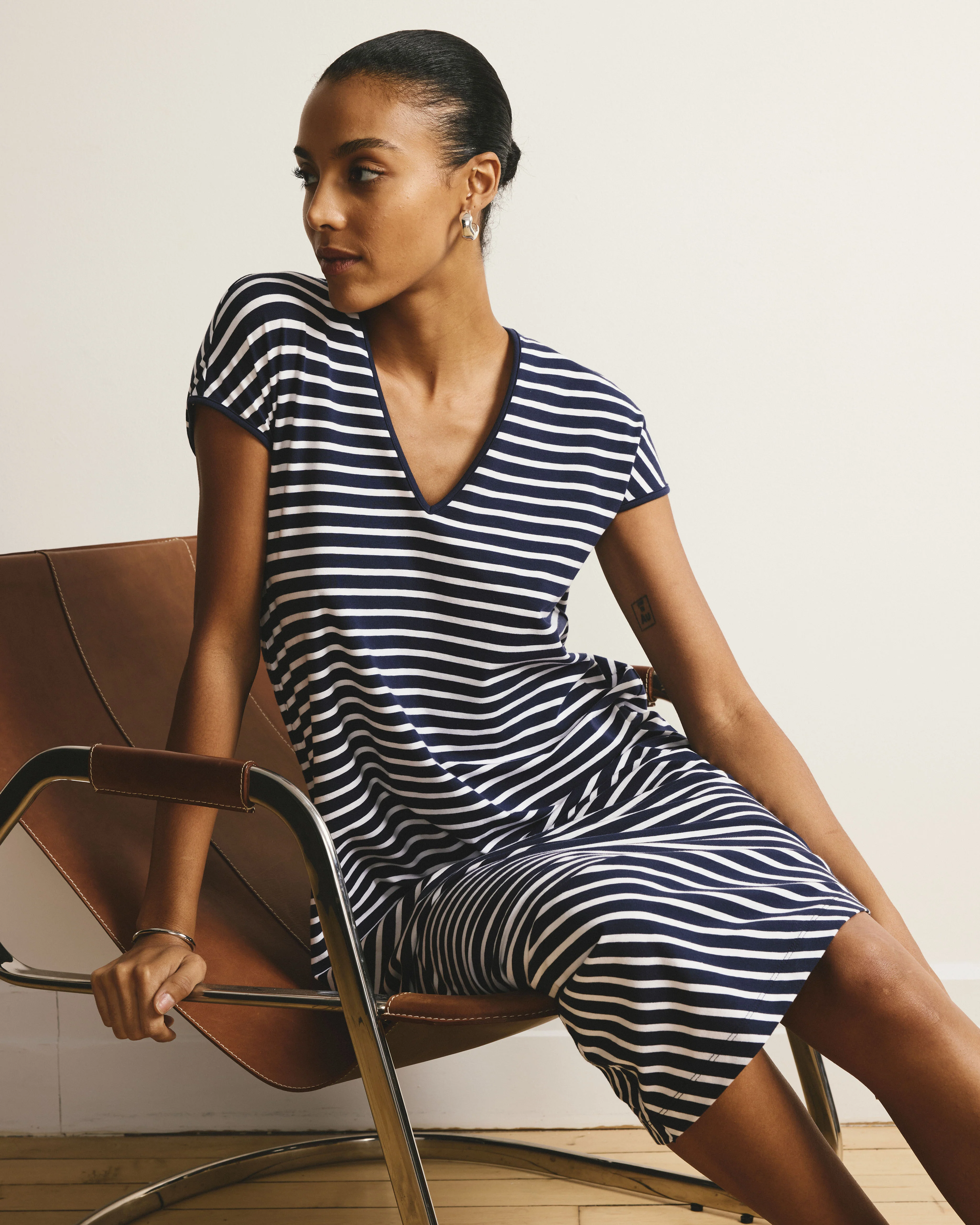 Iconic Geneva V-Neck Dress - Navy/White Stripe - Image 3