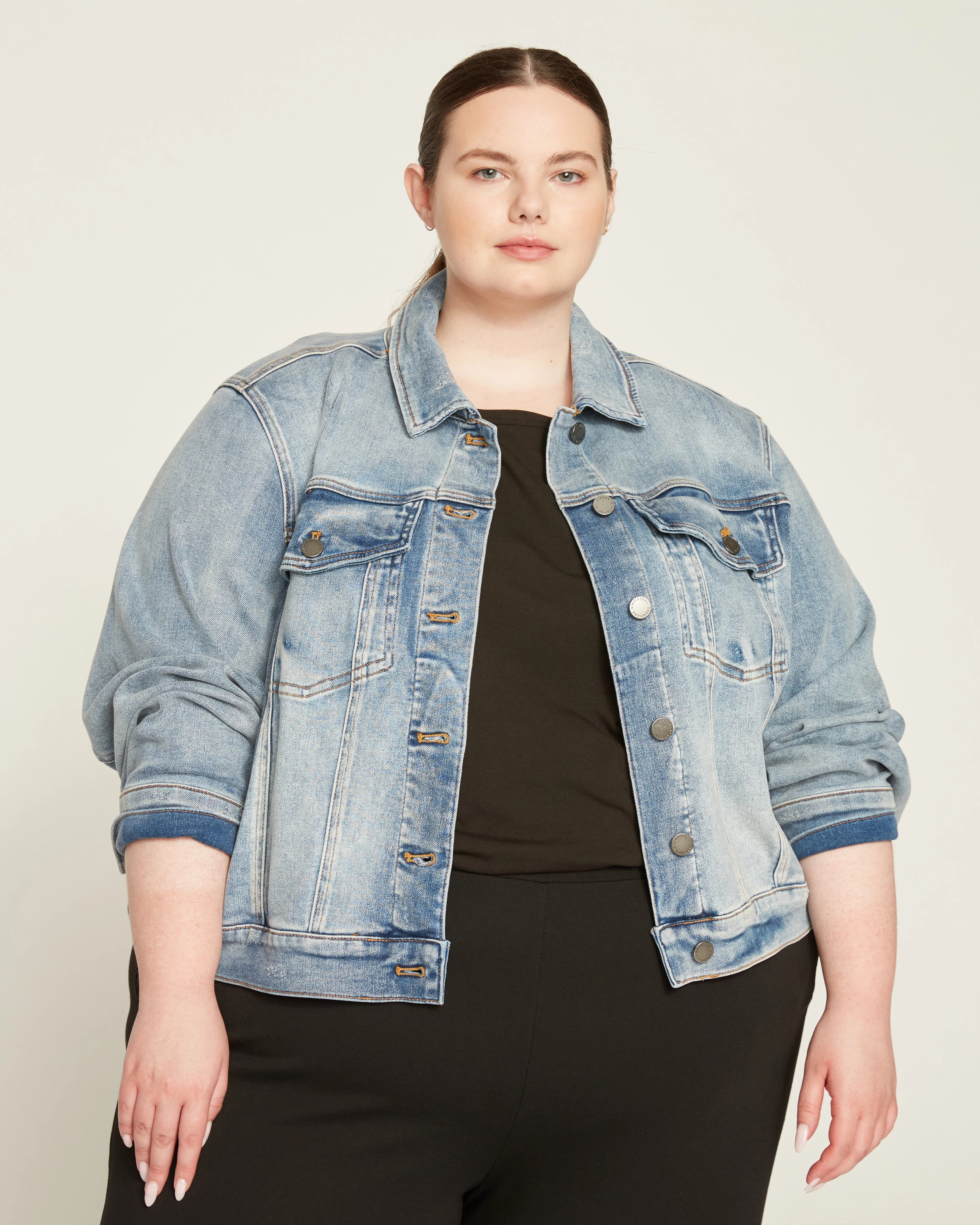 Kelsey Denim Jacket - Light Blue - Image 12