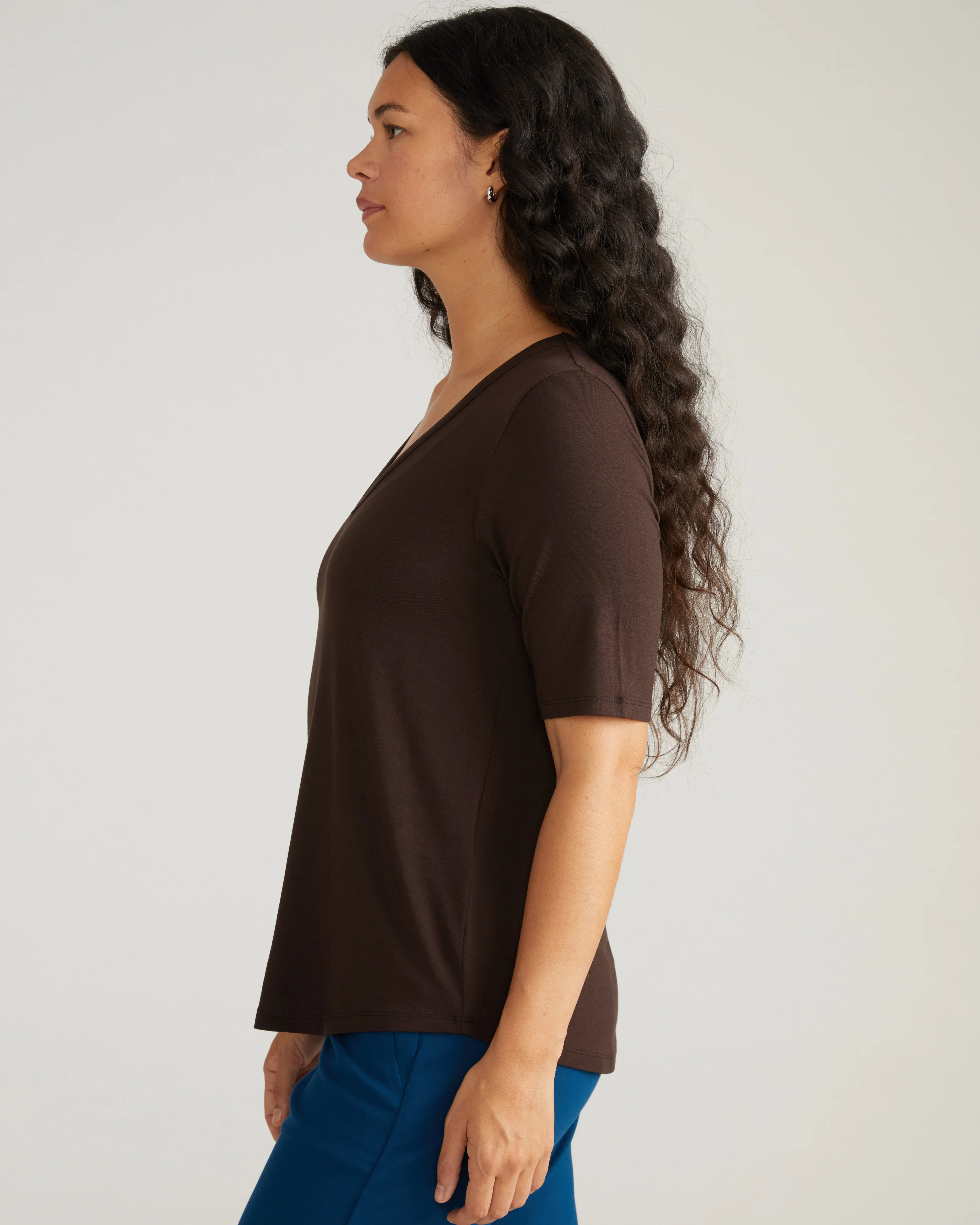 Lily Liquid Jersey V-Neck Stovepipe Tee - Espresso - Image 3