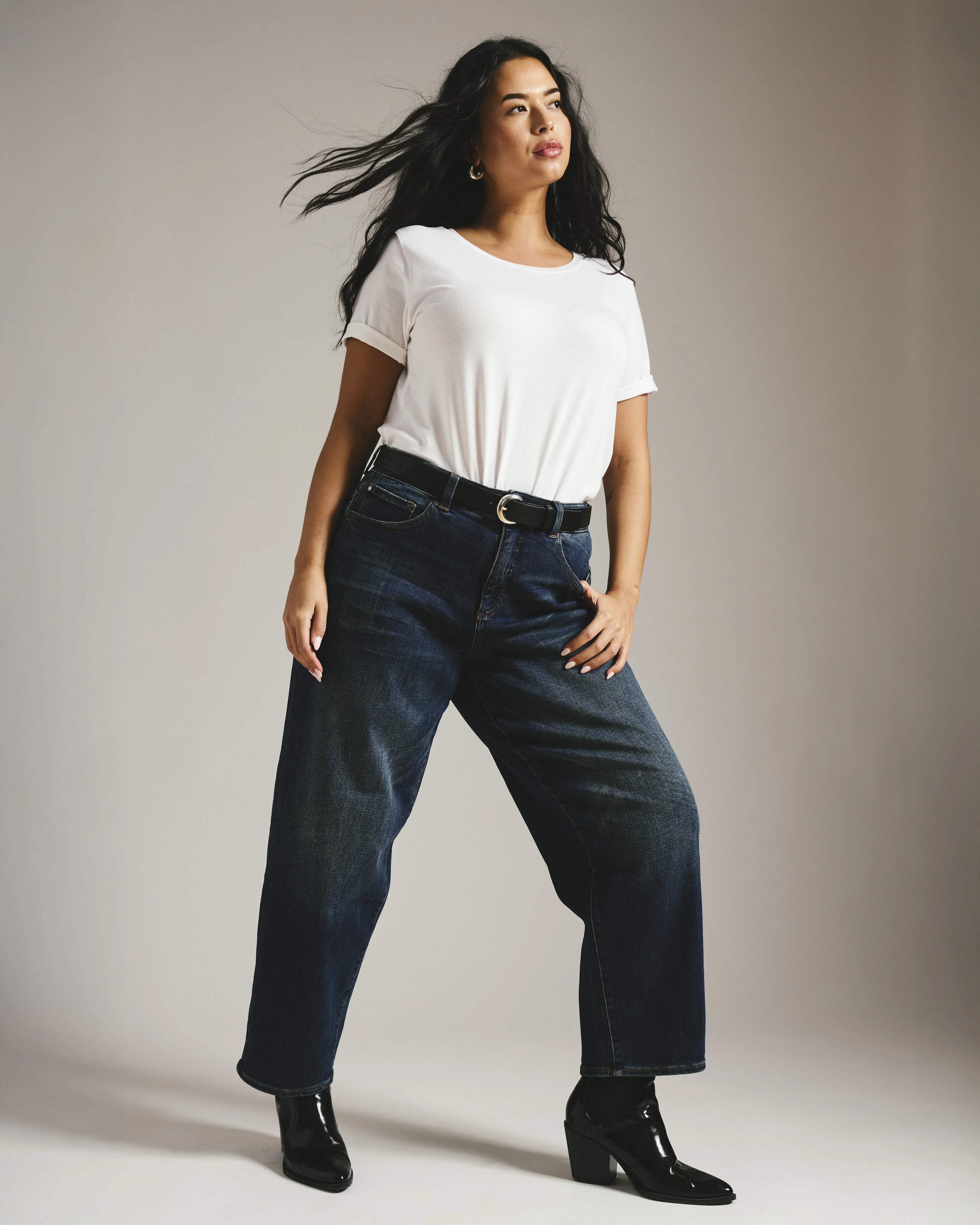 Lou High Rise Barrel Leg Jeans - Field Of Dreams Indigo - Image 3