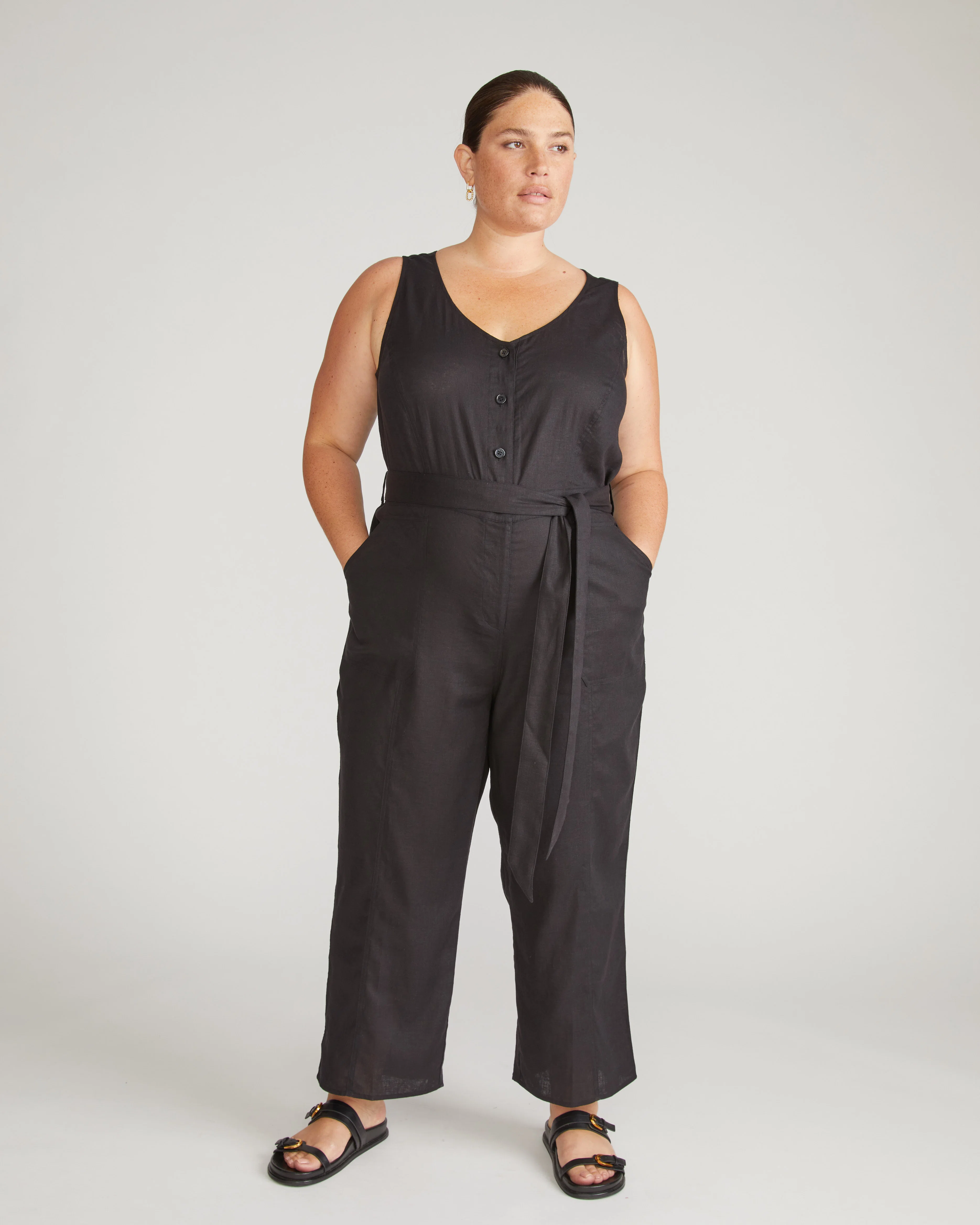 Matilda Linen Jumpsuit - Black - Image 6