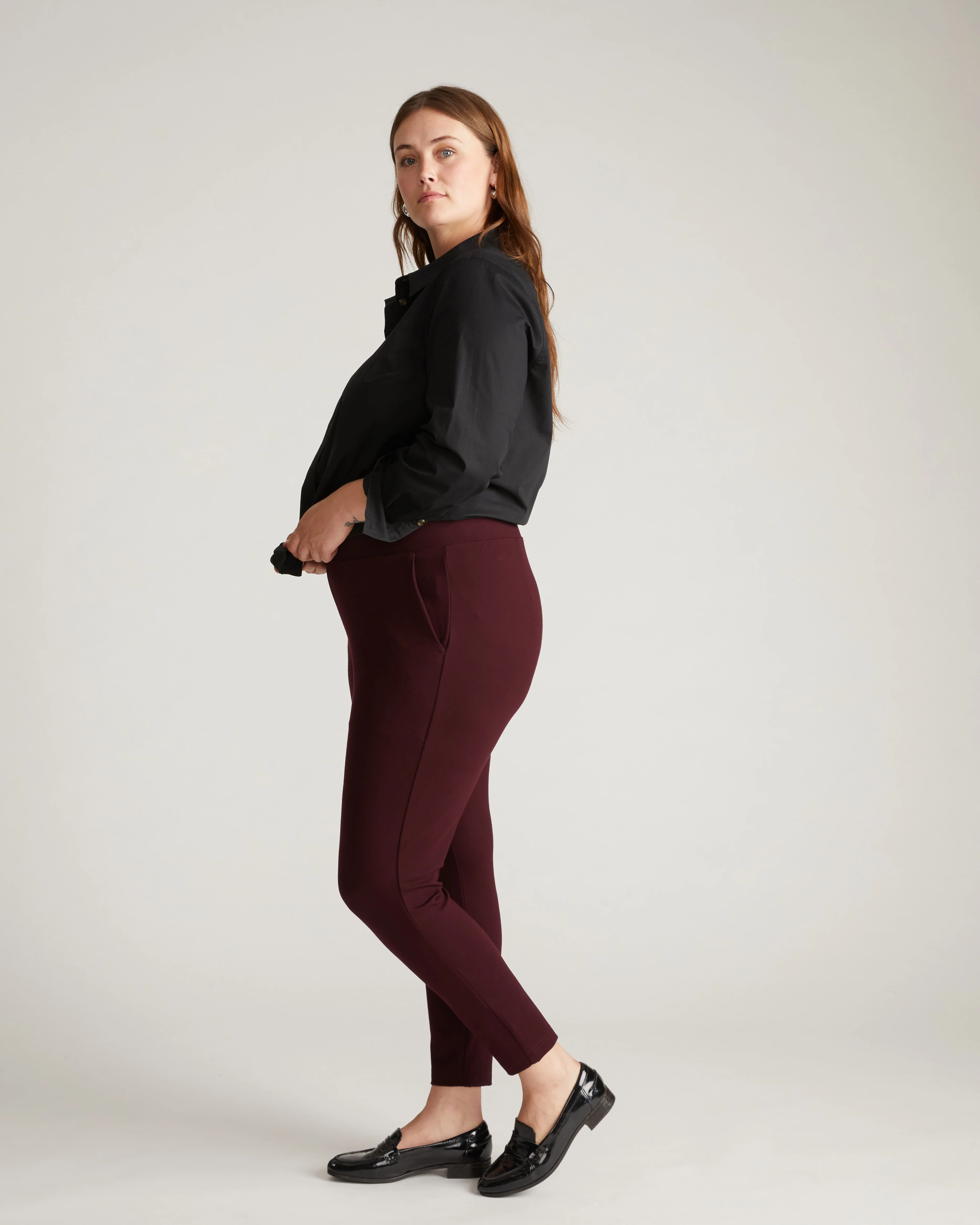 Minimalist Moro Pocket Signature Ponte Pants - Black Cherry - Image 2