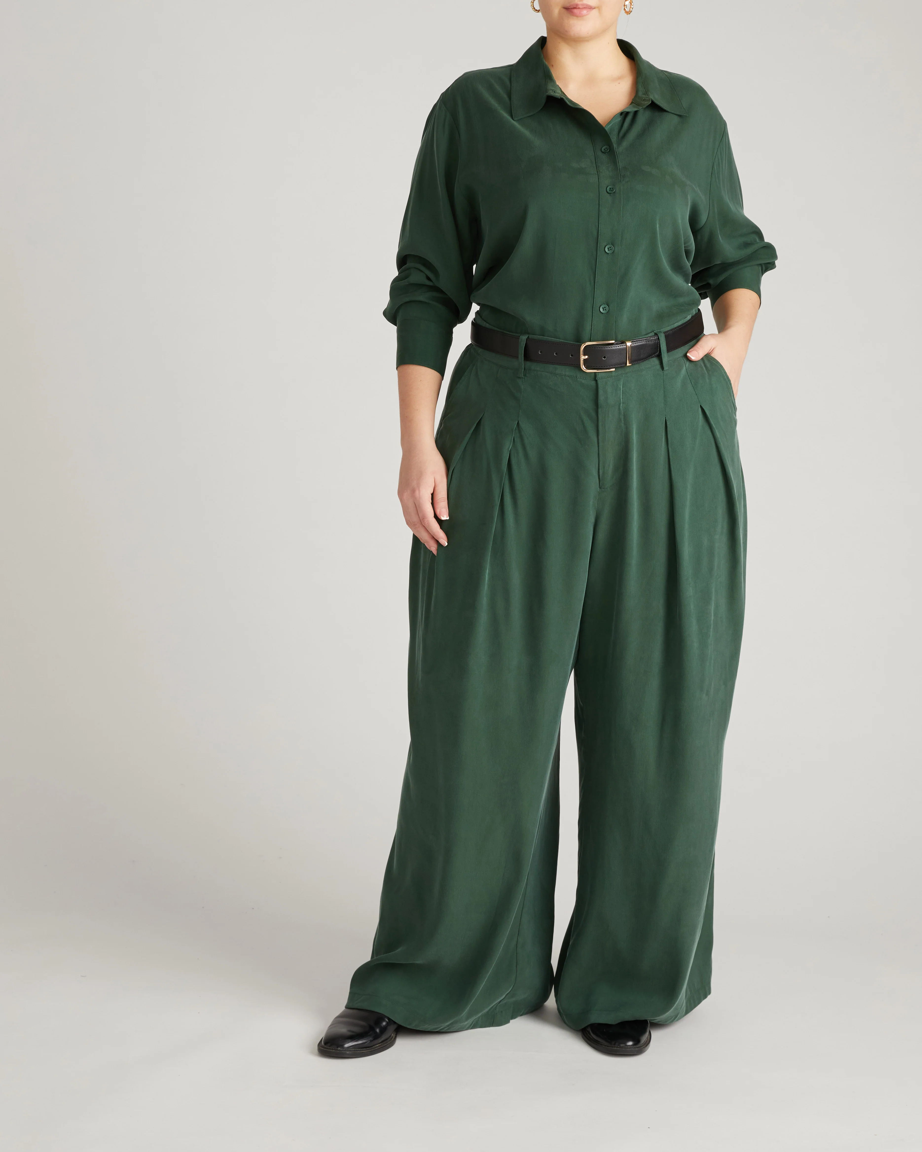 Palais Cooling Cupro Wide Leg Pant - Forest Green - Image 2
