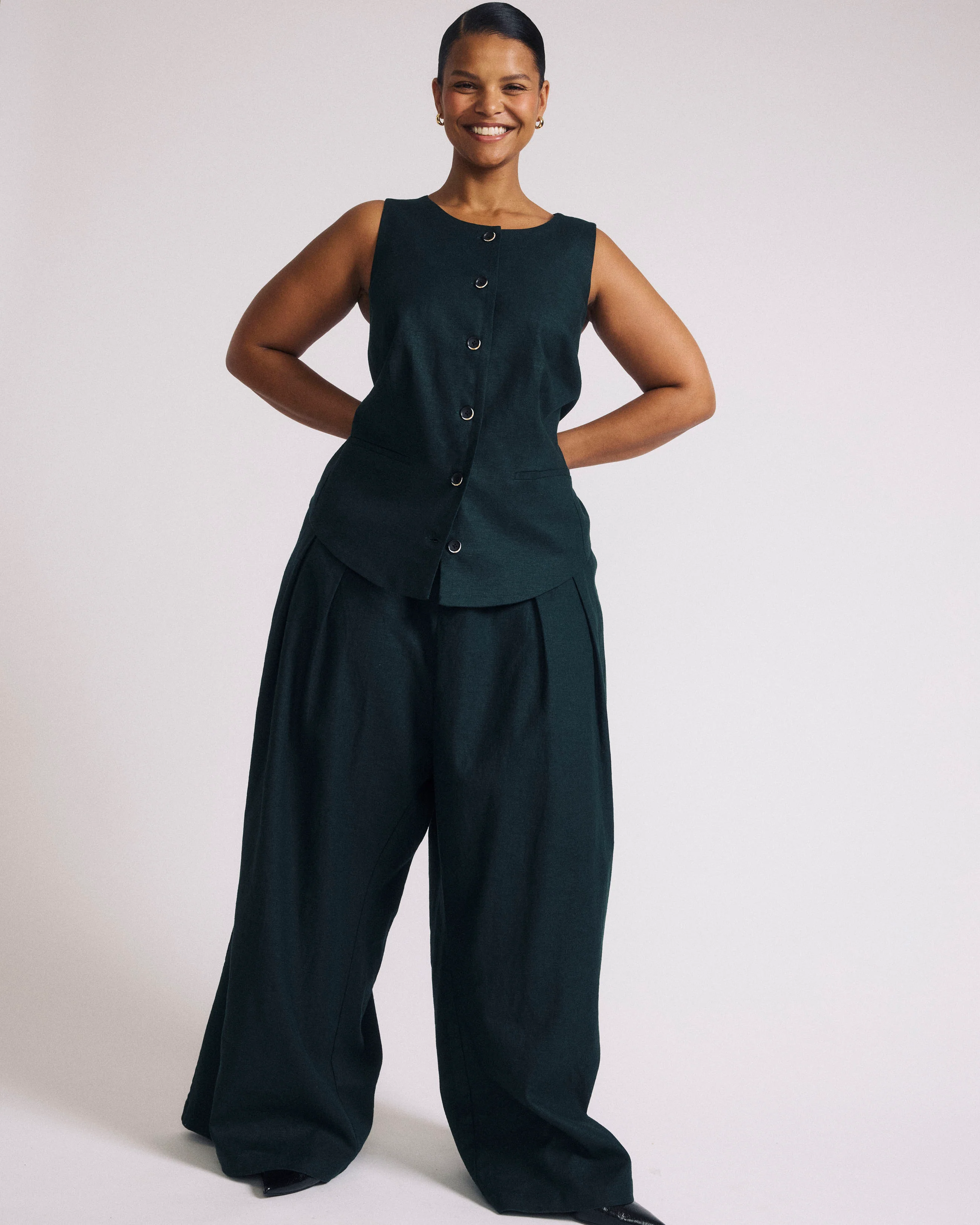 Palais Stretch Linen Wide Leg Pant - Forest Green - Image 6