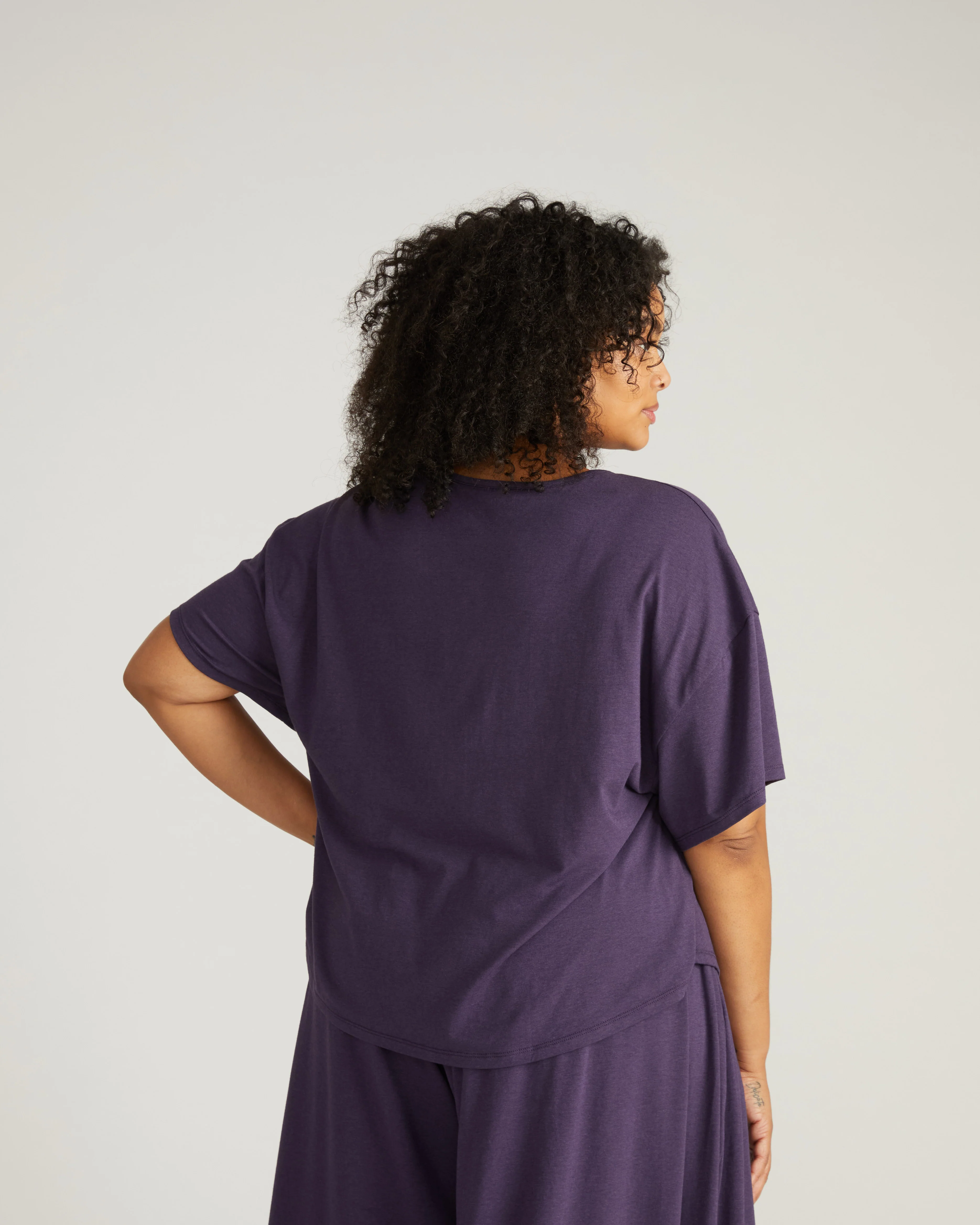 Pina Short Sleeve Lounge Tee - Anthracite - Image 3