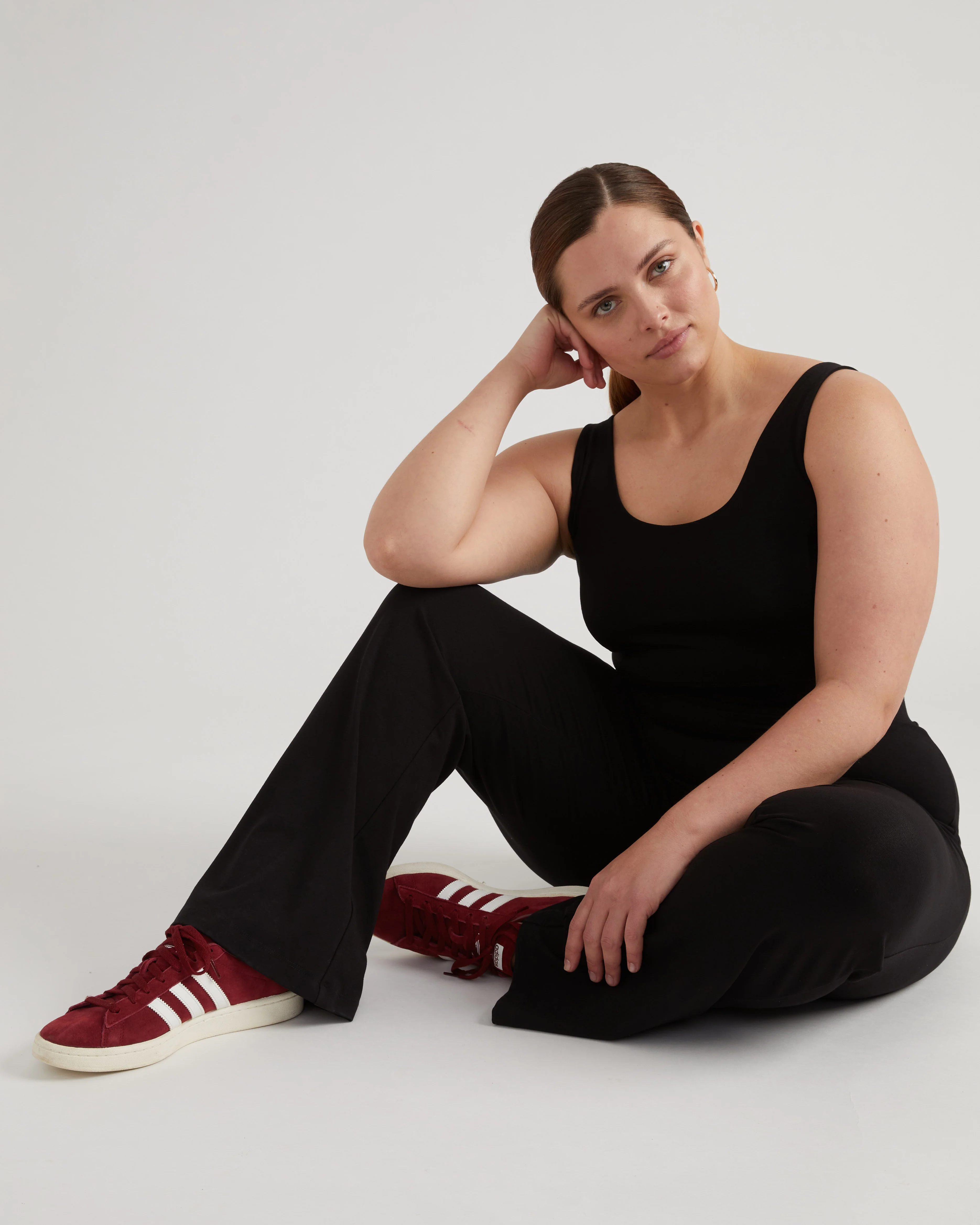Roya Bootcut Legging - Black - Image 2
