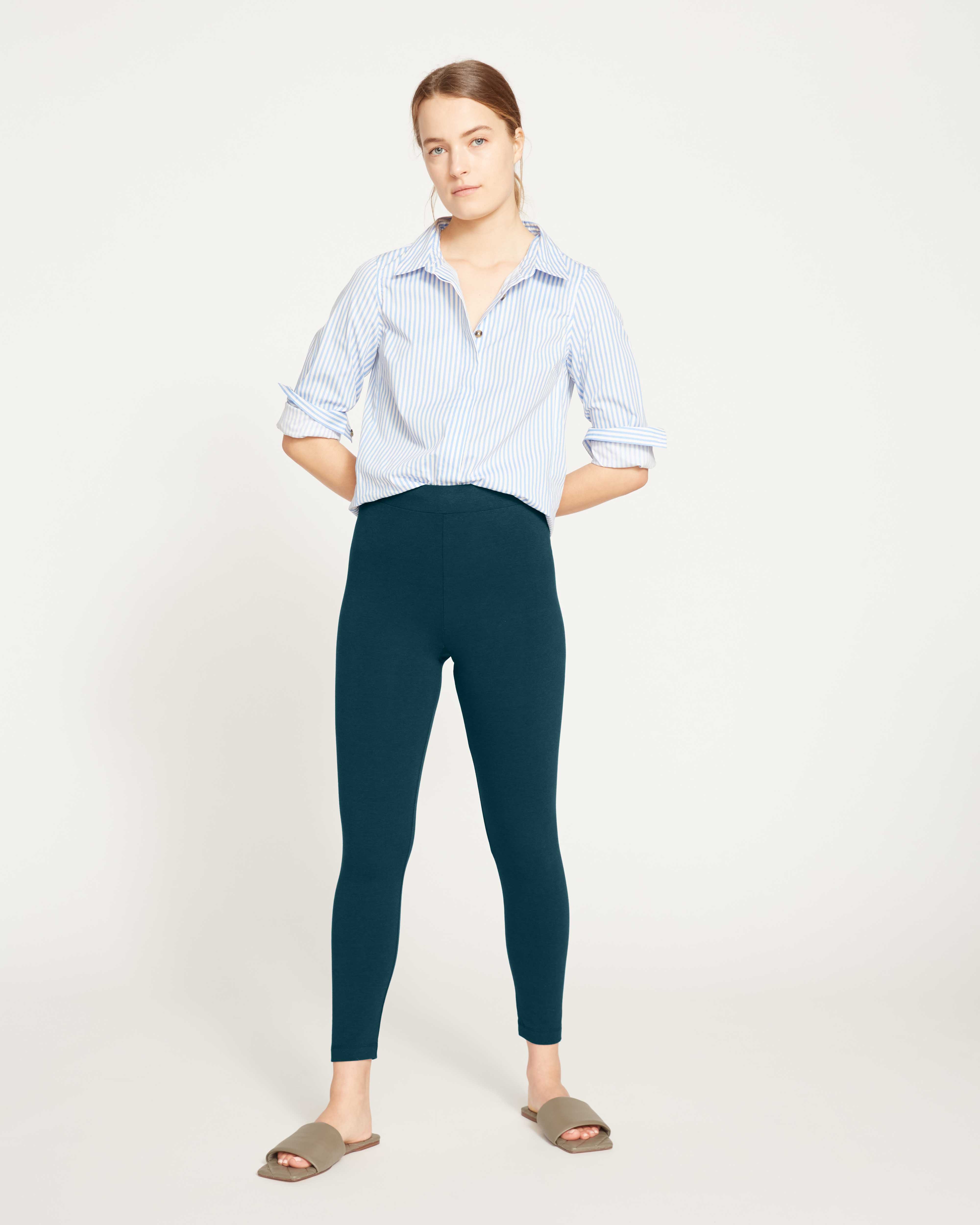 Roya Cropped Leggings 23 Inch - Deep Sea - Image 3