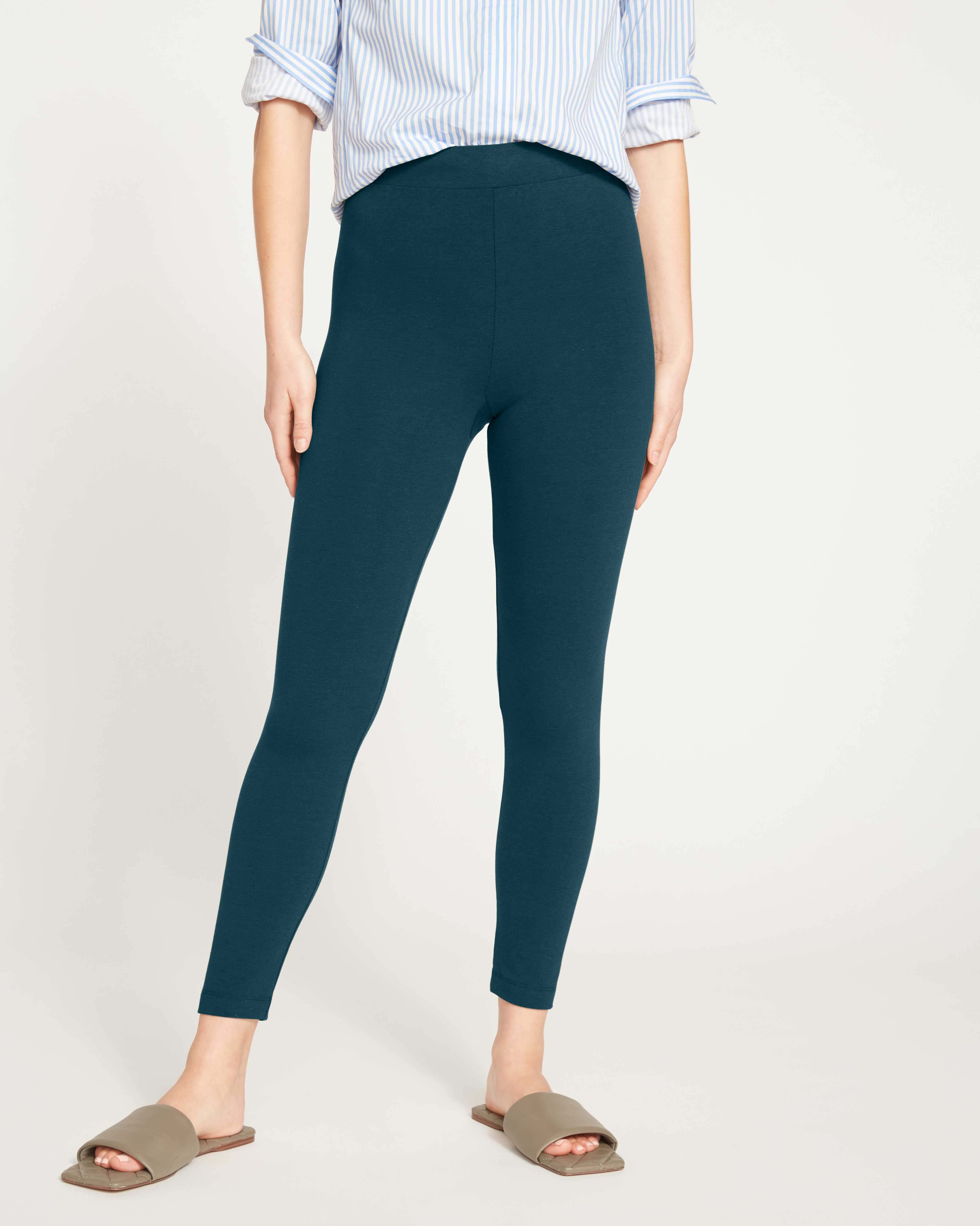 Roya Cropped Leggings 23 Inch - Deep Sea - Image 4