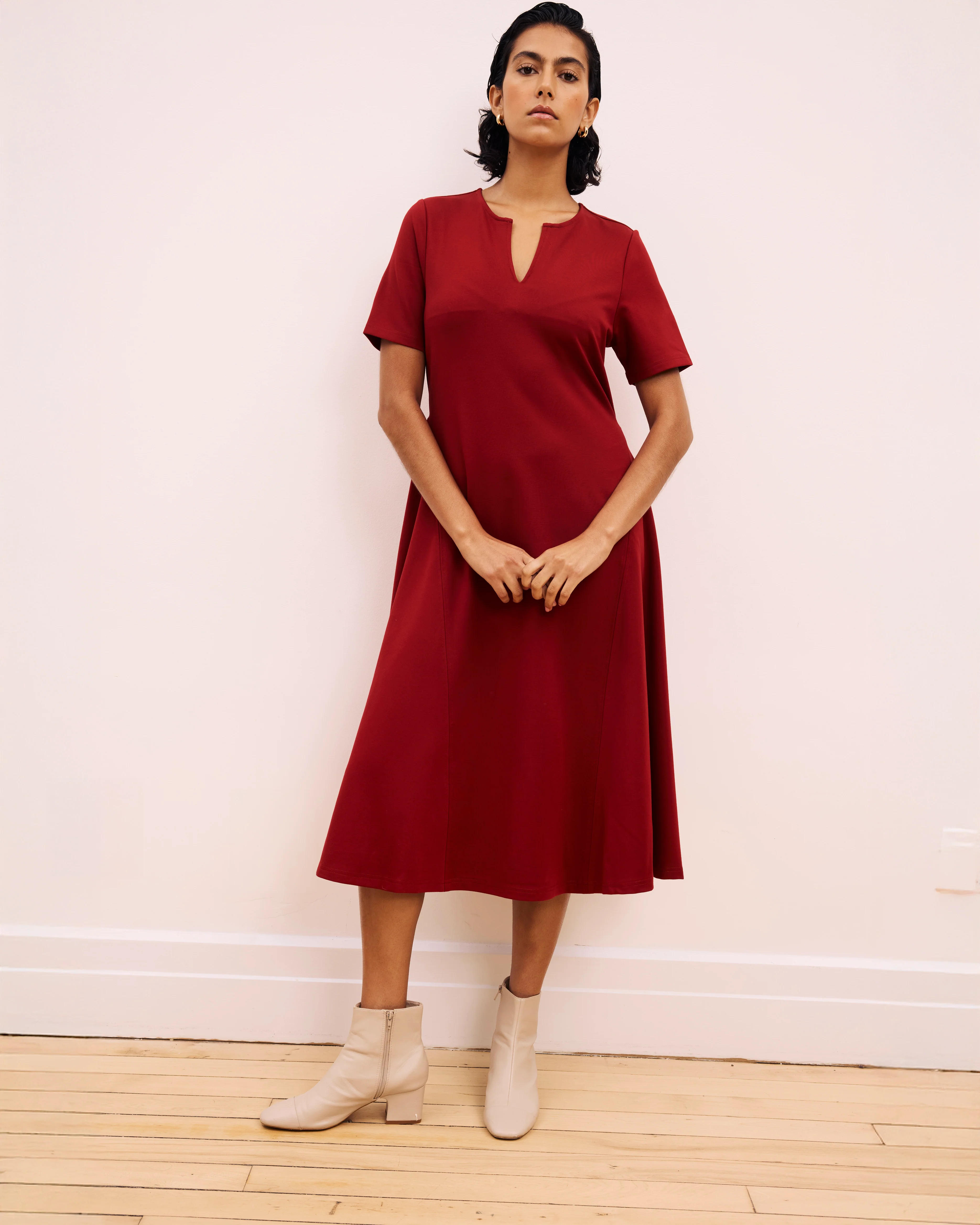 Saskia Ponte Dress - Garnet - Image 5