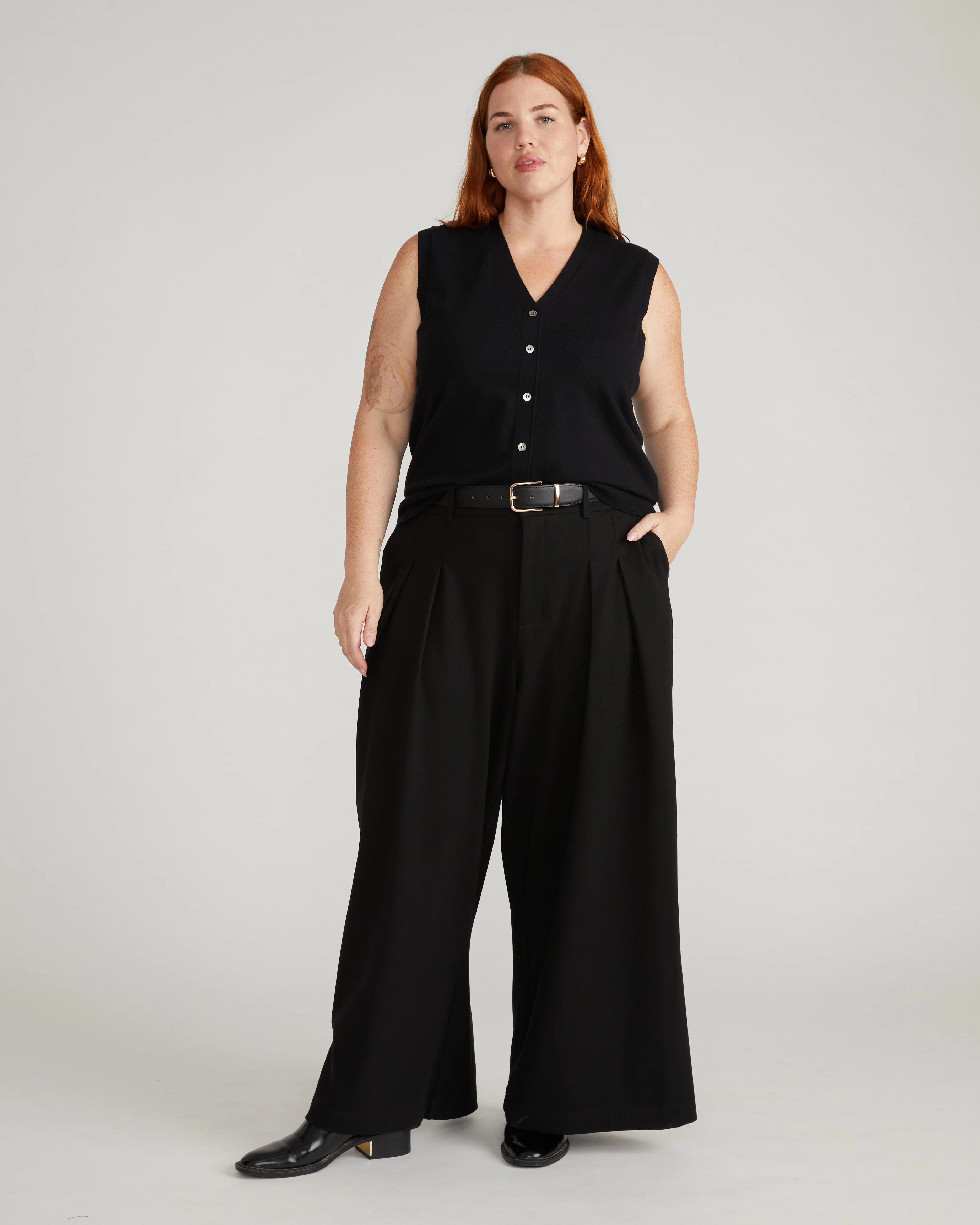Savvy Fine Knit Cardigan Vest - Black - Image 4