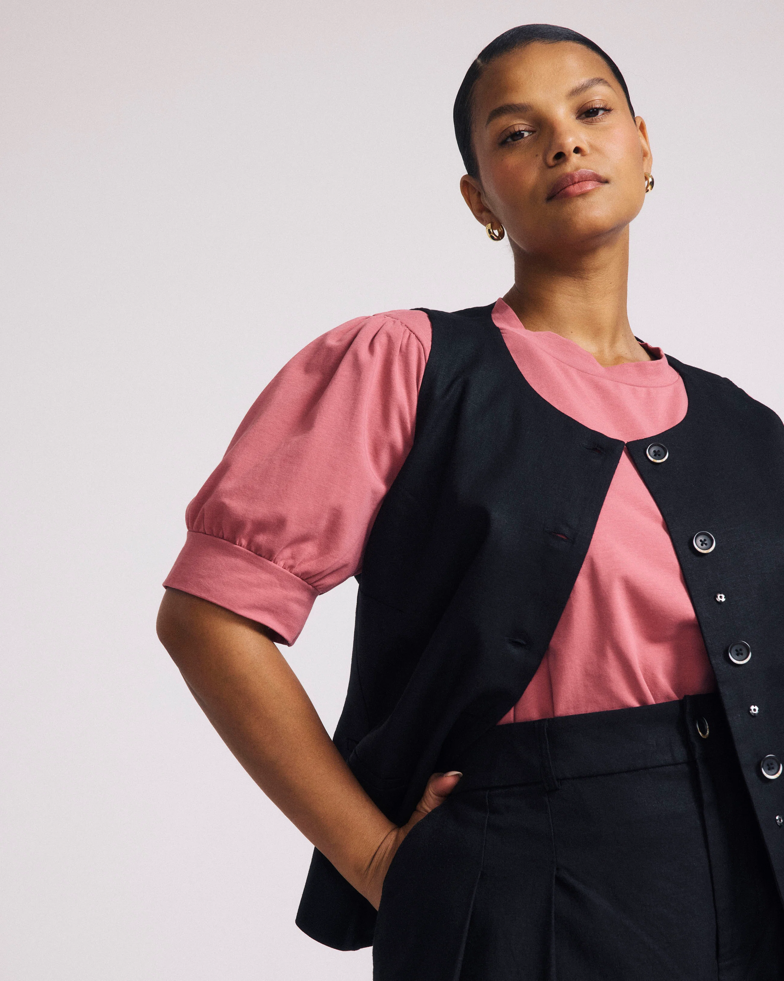 Tamsin Stretch Linen Vest - Black - Image 2