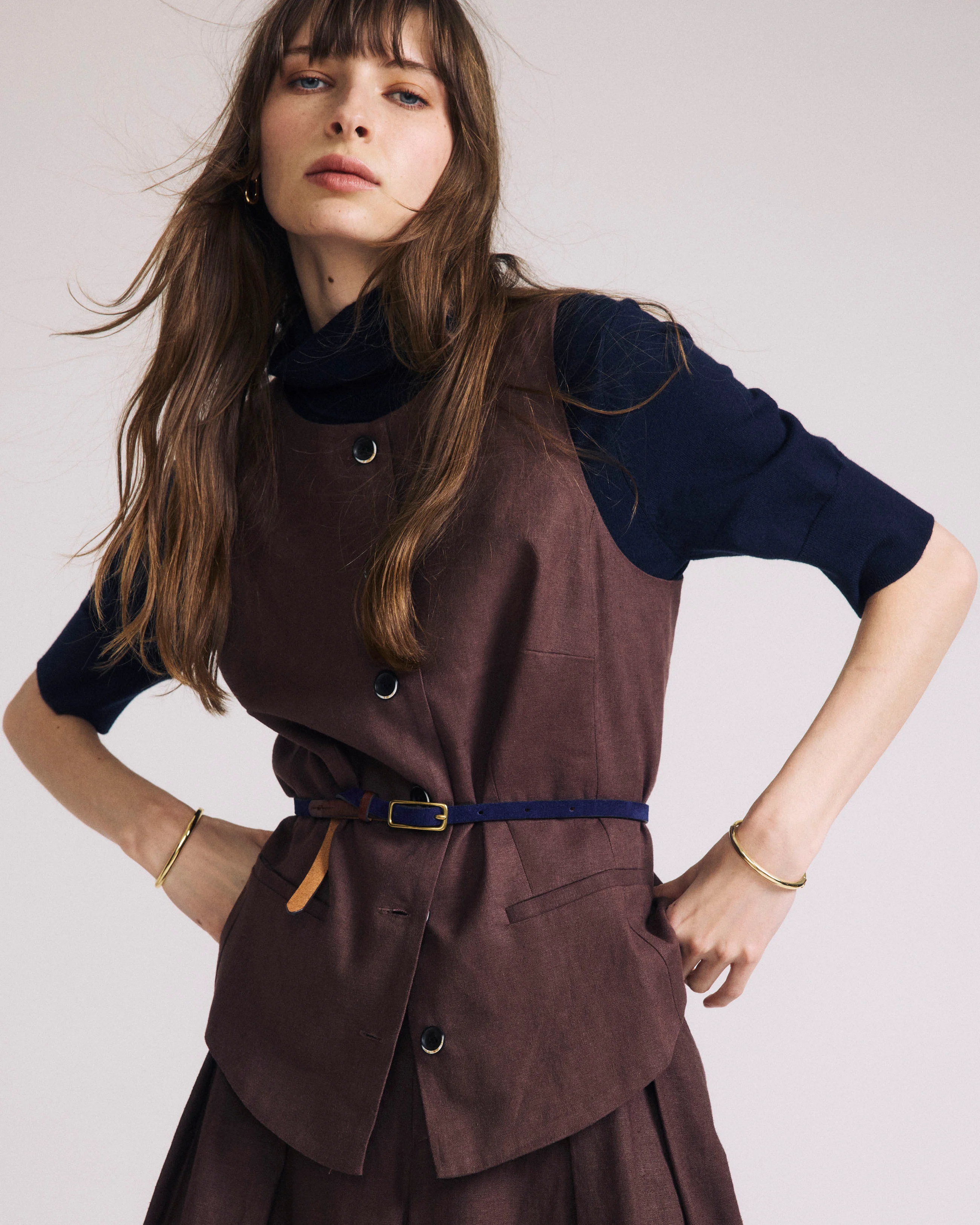 Tamsin Stretch Linen Vest - Sophisticated Brown