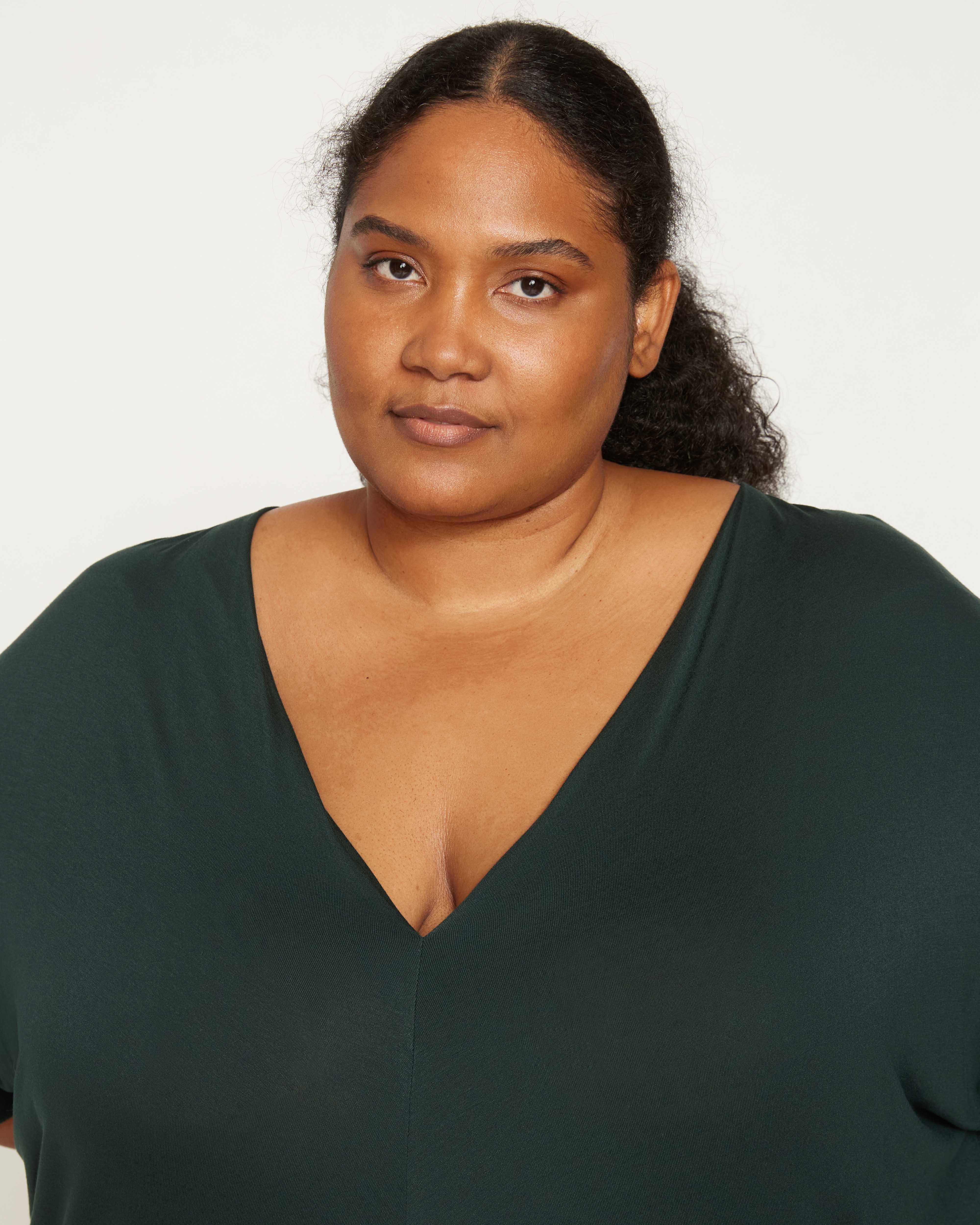 Teresa Liquid Jersey V-Neck Dress - Forest Green - Image 4