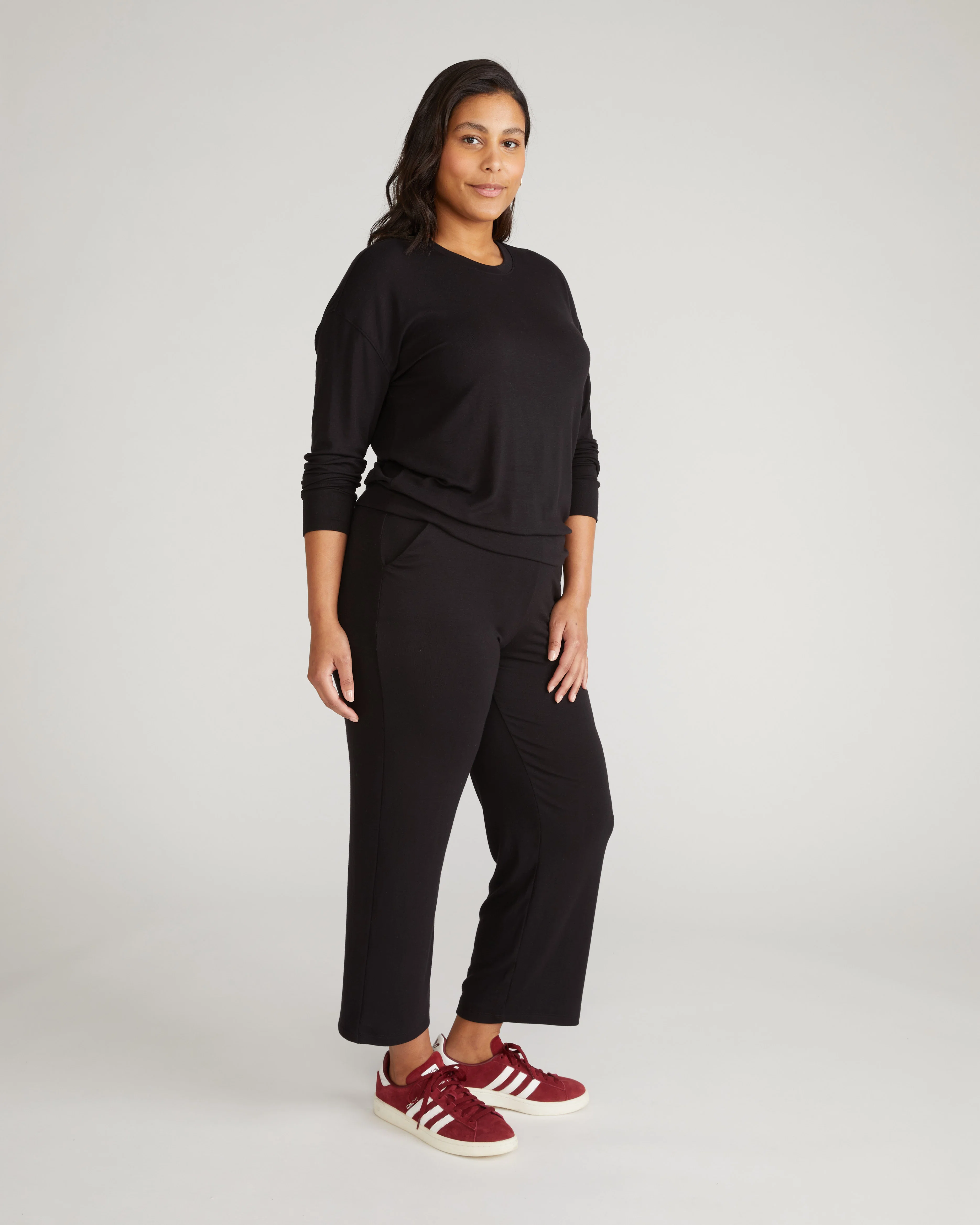 TravelKnit Sweatshirt - Black - Image 3