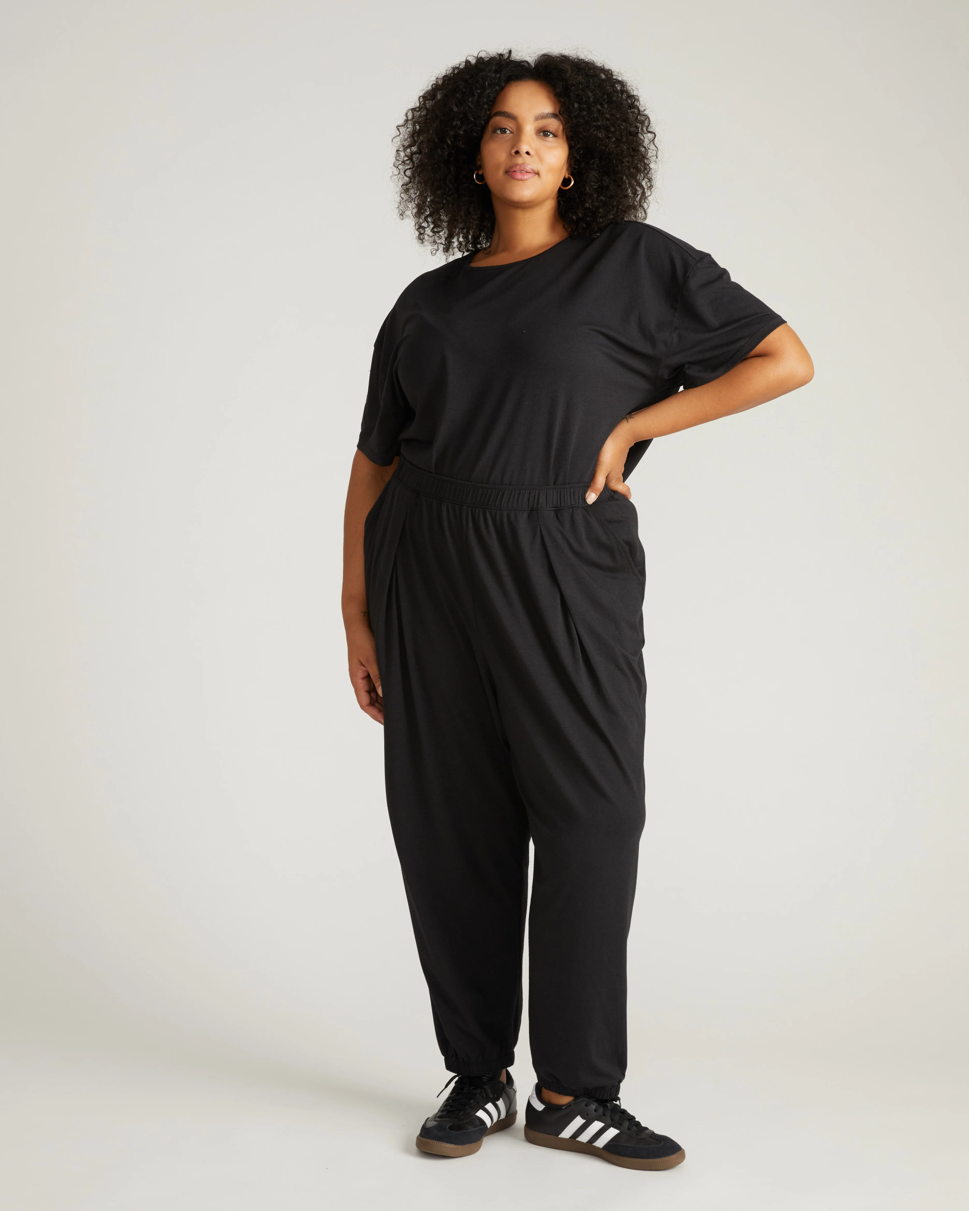 Wendy Lounge Jogger - Black